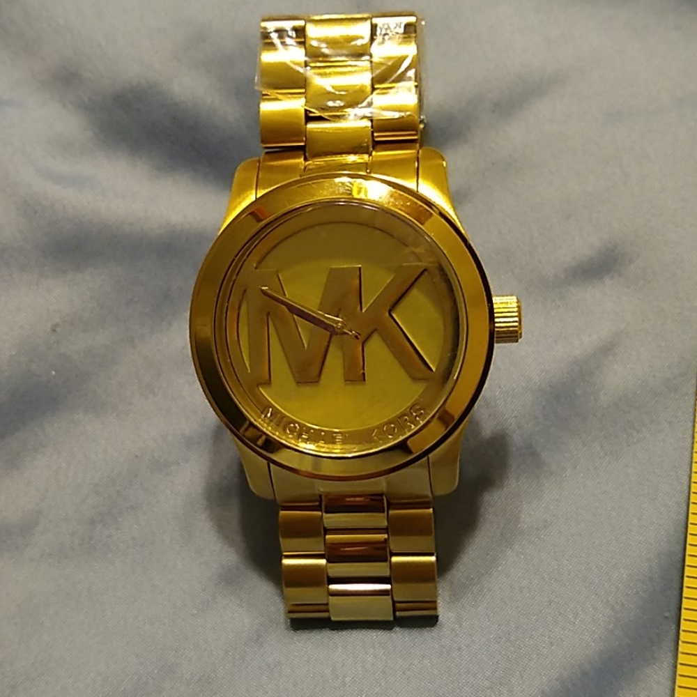 NEW Michael Kors gold watch BEAUTIFUL ❤️